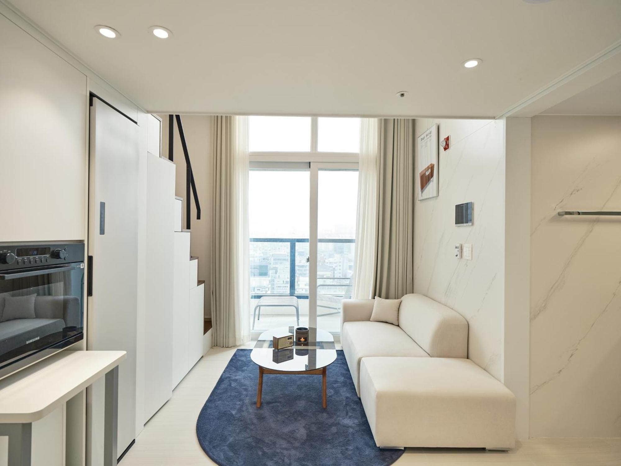 Uh Flat Signature Gangnam Hotel *